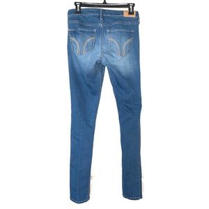 Hollister Light Wash High-rise Skinny Jeans